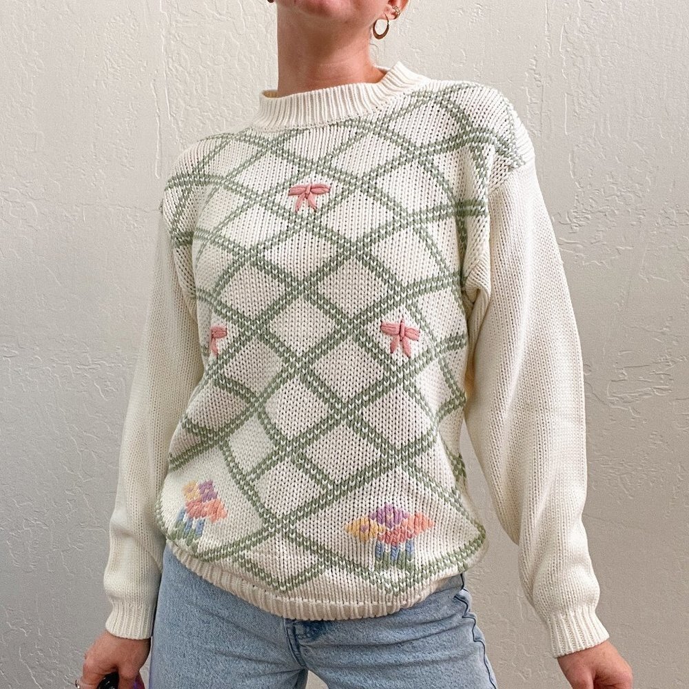 Vintage Grandmacore Cream Bow + Floral Embroidered Knit Sweater